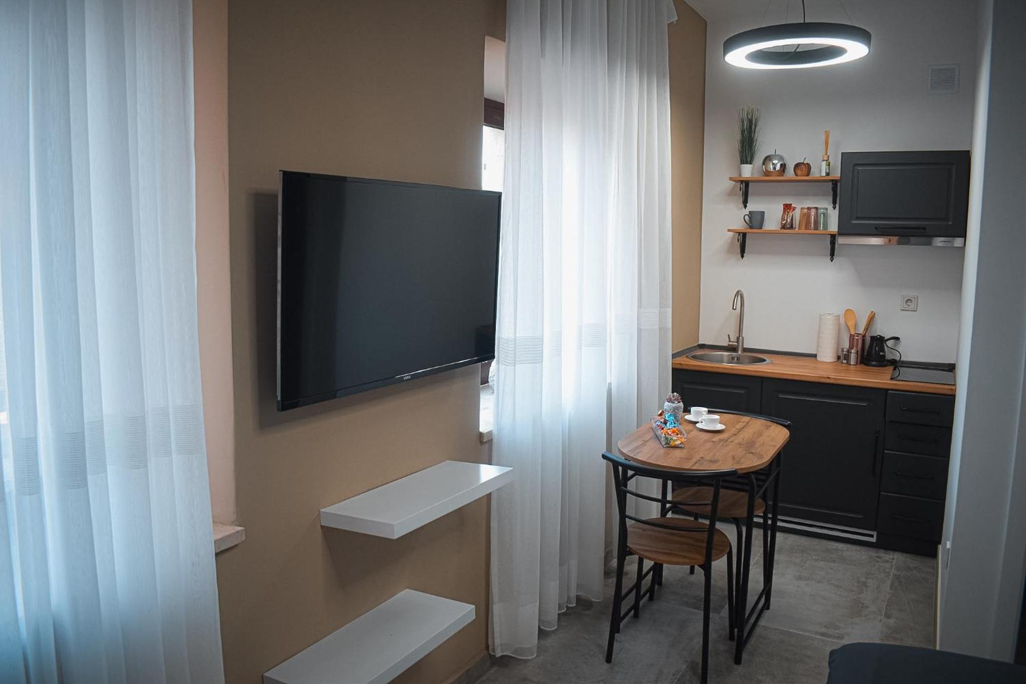 סיני Apartments Jelovic מראה חיצוני תמונה