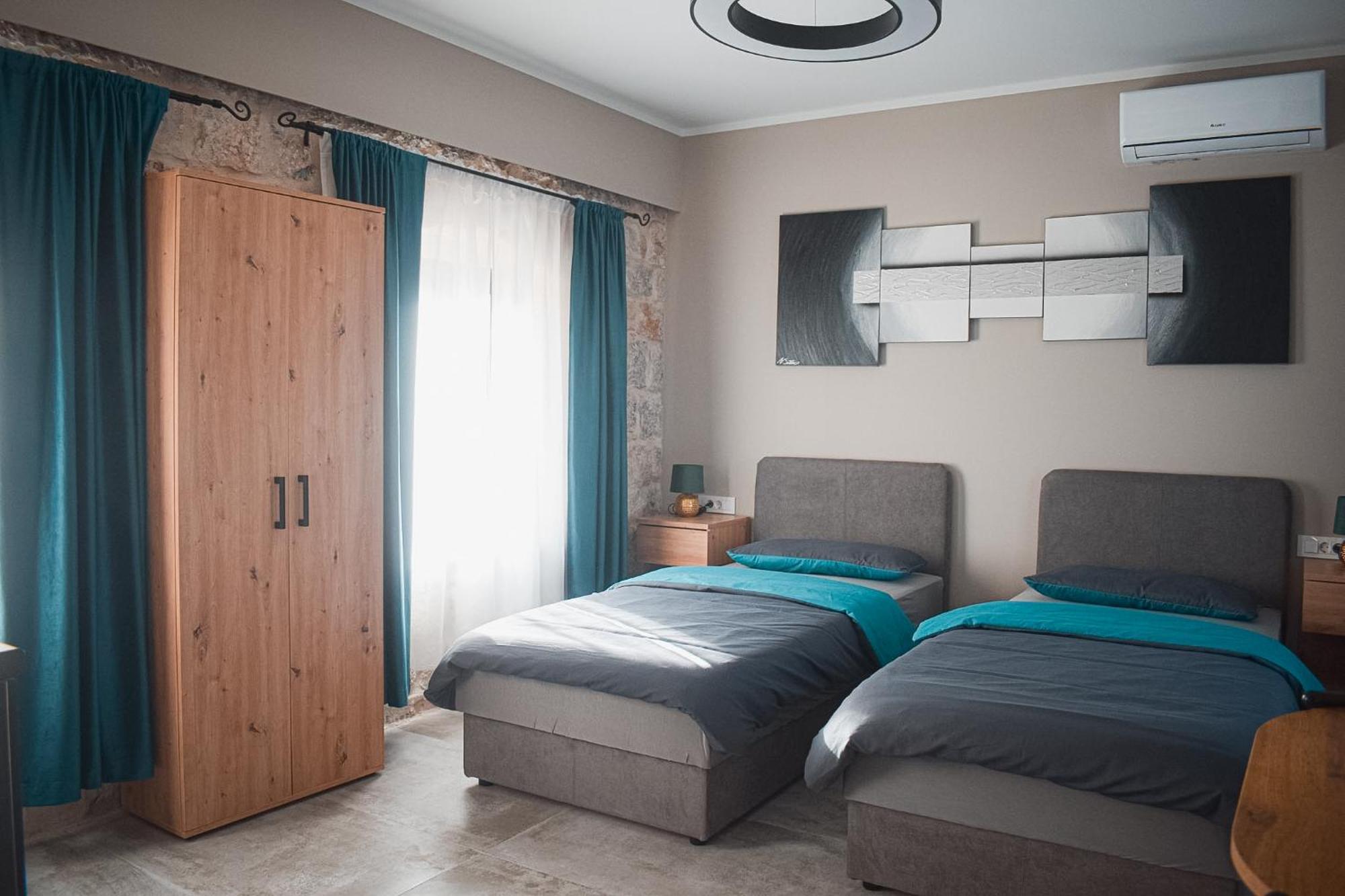 סיני Apartments Jelovic מראה חיצוני תמונה